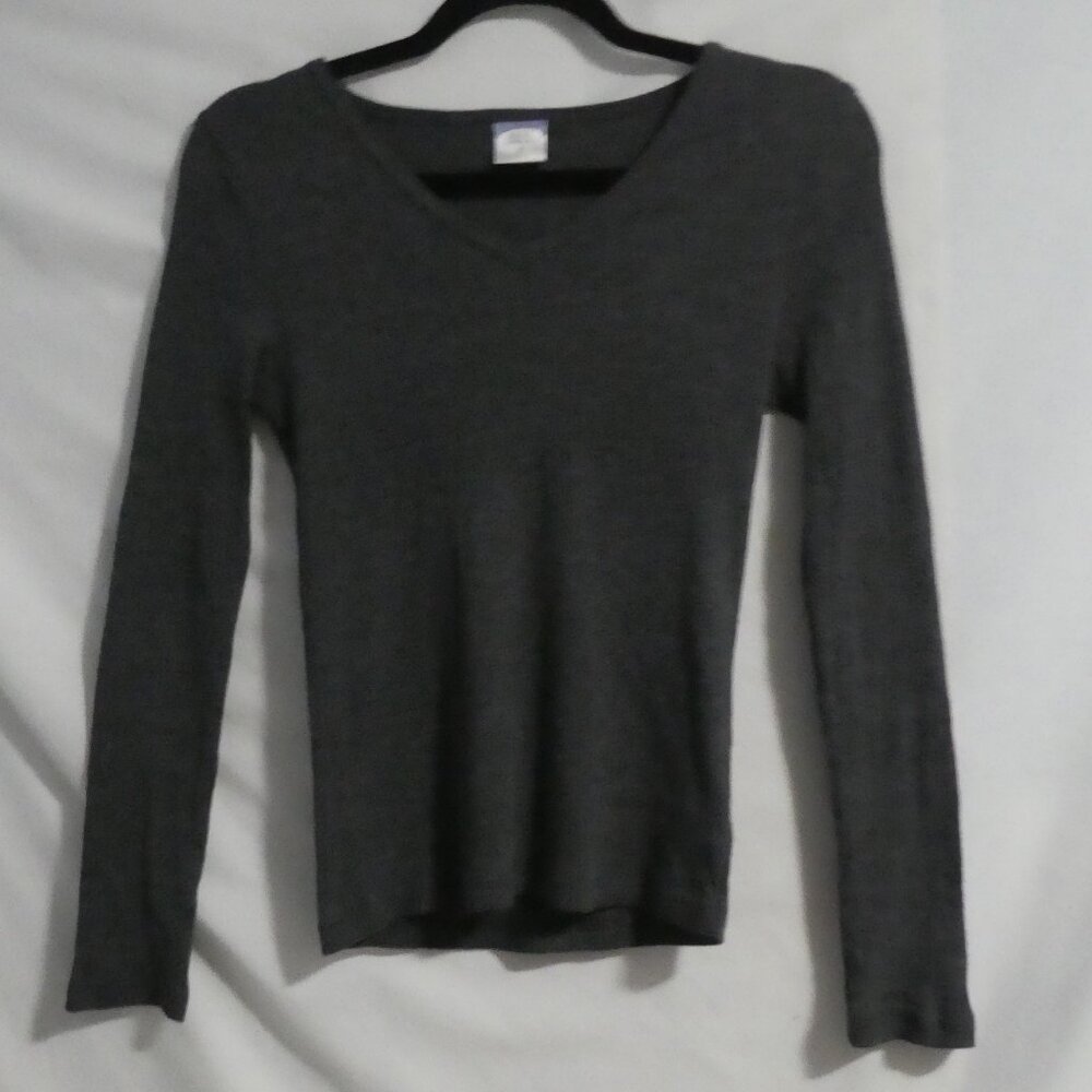 REAL CLOTHING COMPANY | size 8 | Dark Grey Ribbed V-Neck Long Sleeve Knit Shirt